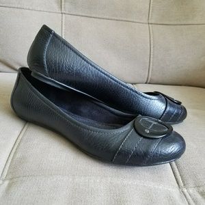 Dr. Scholl's black Ballet flats